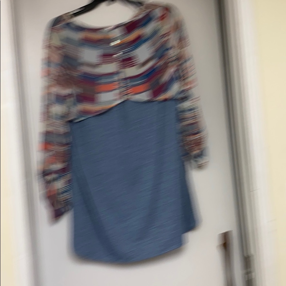 Multiples Color Block Tunic With Solid Blue Back - image 4